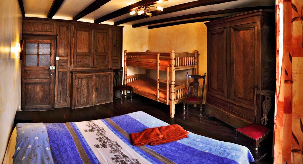 생폴 La Ferme Des 3 Suissesses B&B 객실 사진