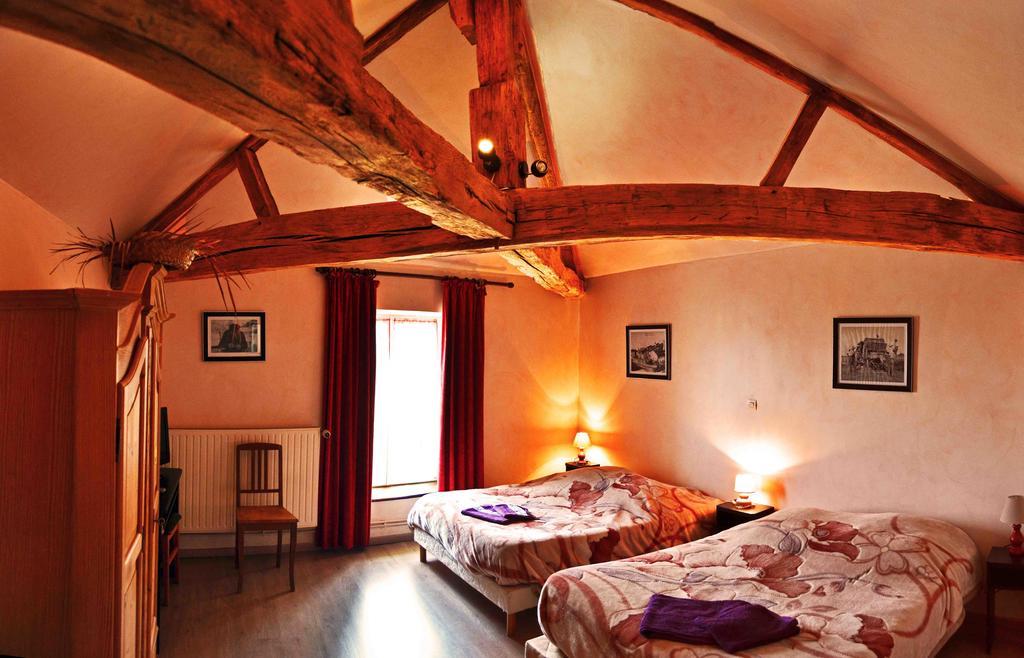 생폴 La Ferme Des 3 Suissesses B&B 외부 사진