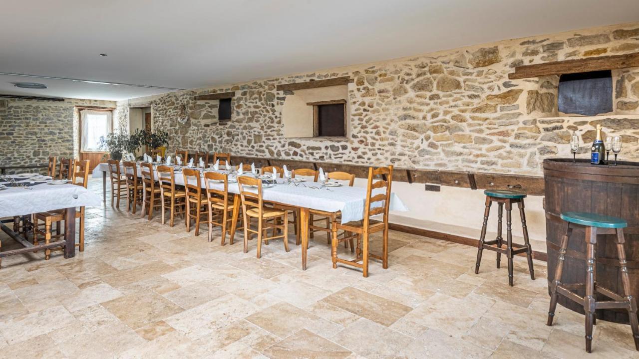 생폴 La Ferme Des 3 Suissesses B&B 외부 사진