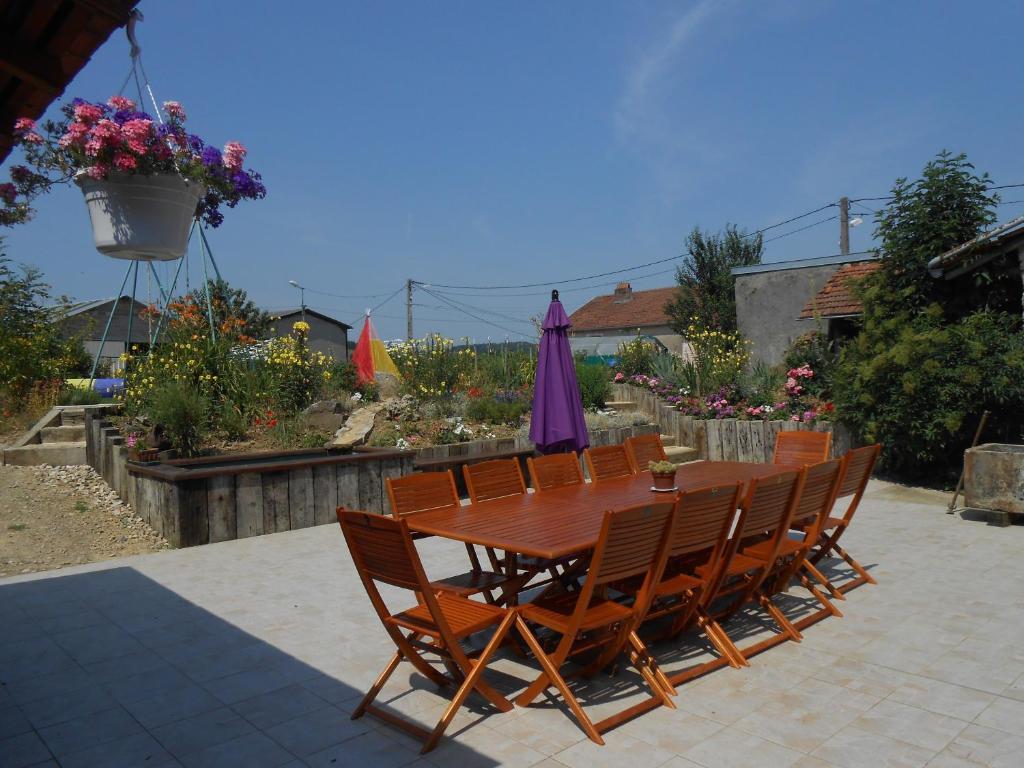 생폴 La Ferme Des 3 Suissesses B&B 외부 사진