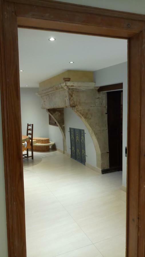 생폴 La Ferme Des 3 Suissesses B&B 외부 사진