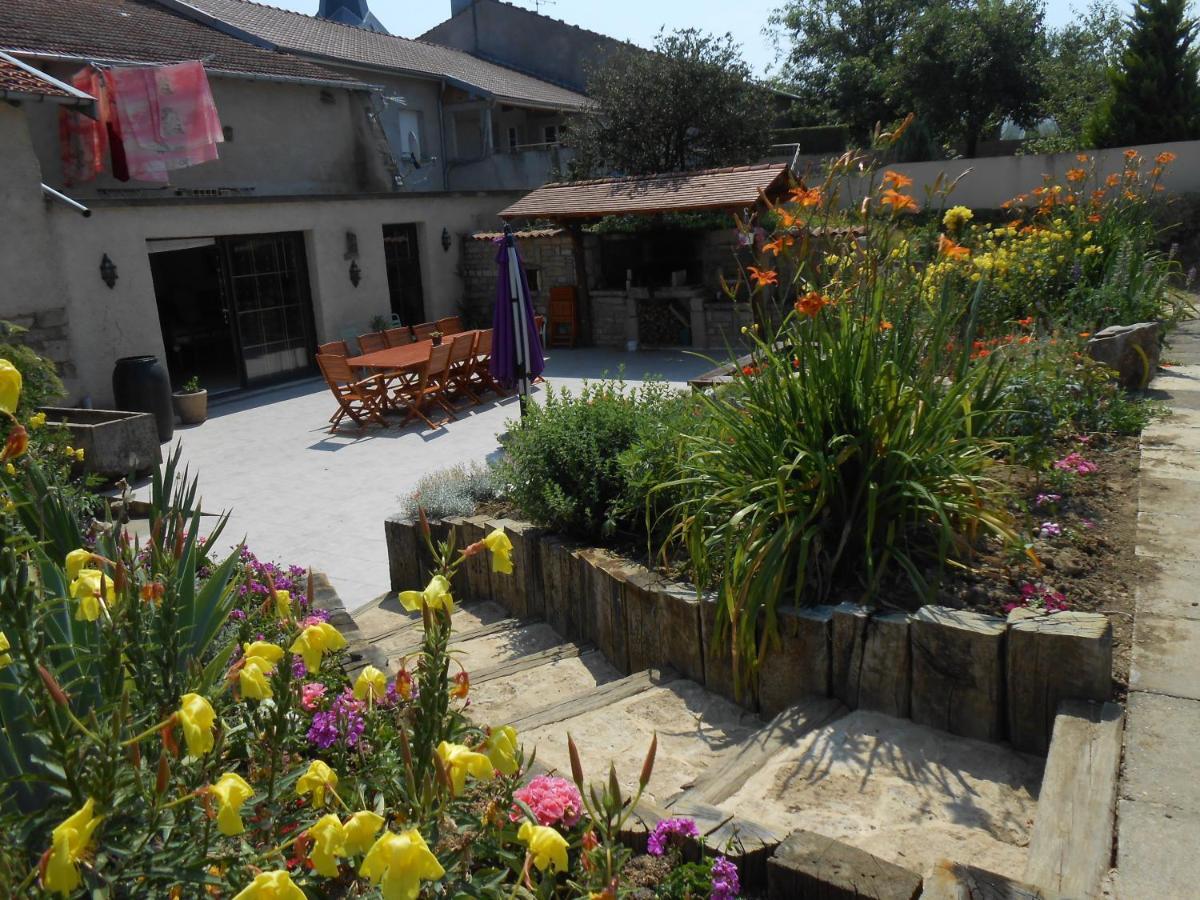 생폴 La Ferme Des 3 Suissesses B&B 외부 사진